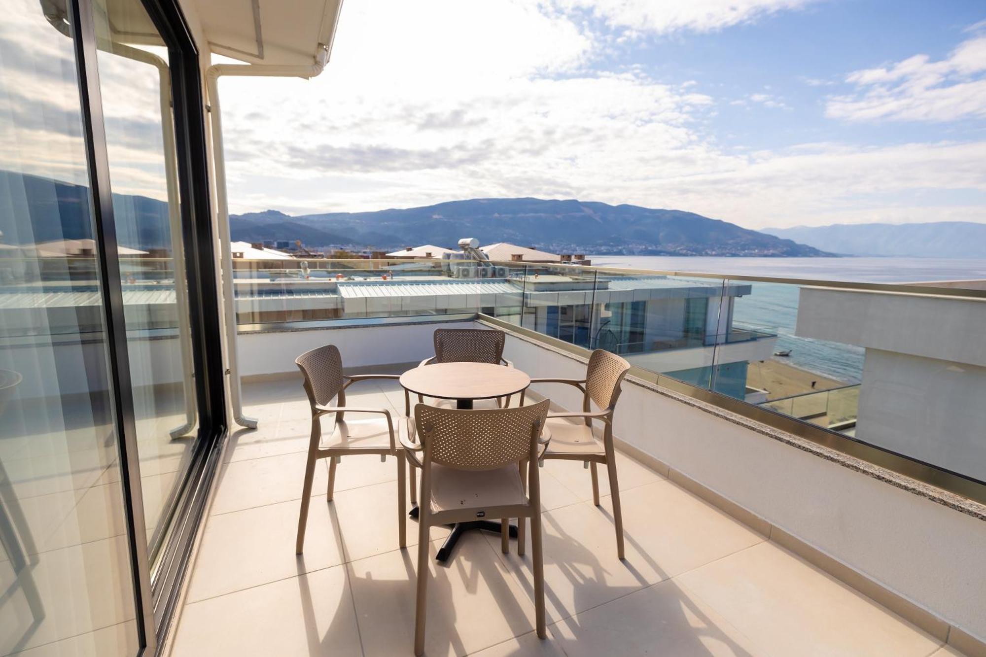 Sea & Sand Vlore Ngoại thất bức ảnh